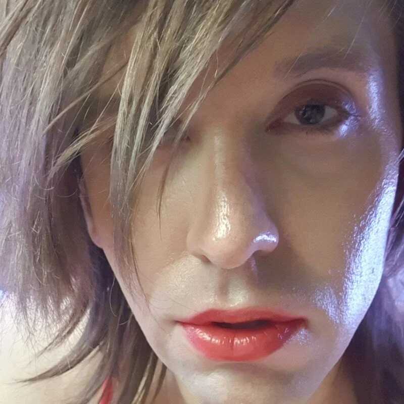 TrixieVibeQueen — FansOnlyX creator profile