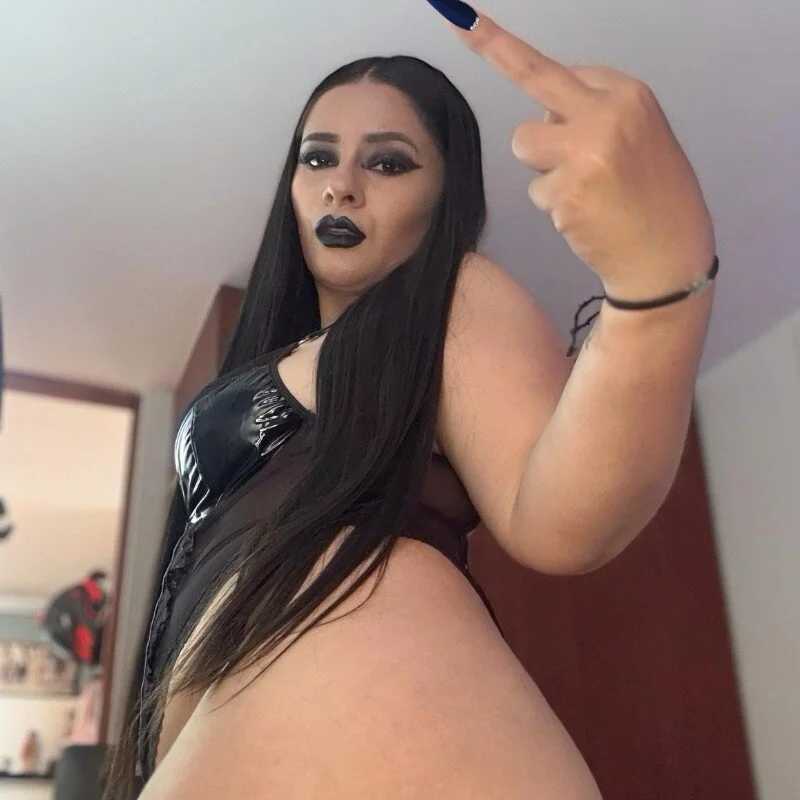 GODDESS_EVANS — FansOnlyX creator profile