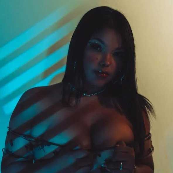 Zuleikacupkake — FansOnlyX creator profile