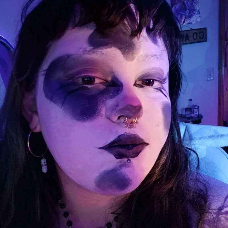 Cutegothcrybabyx — FansOnlyX creator profile