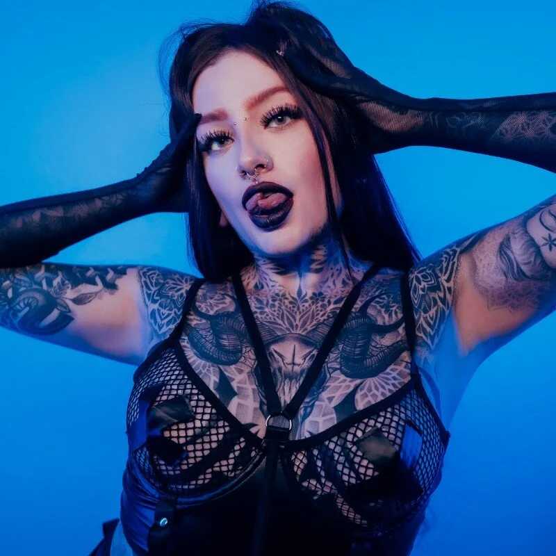 Anaii_Gomez — FansOnlyX creator profile