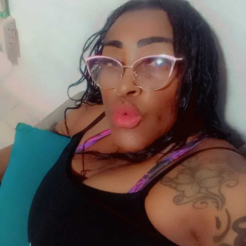 loretybig — FansOnlyX creator profile