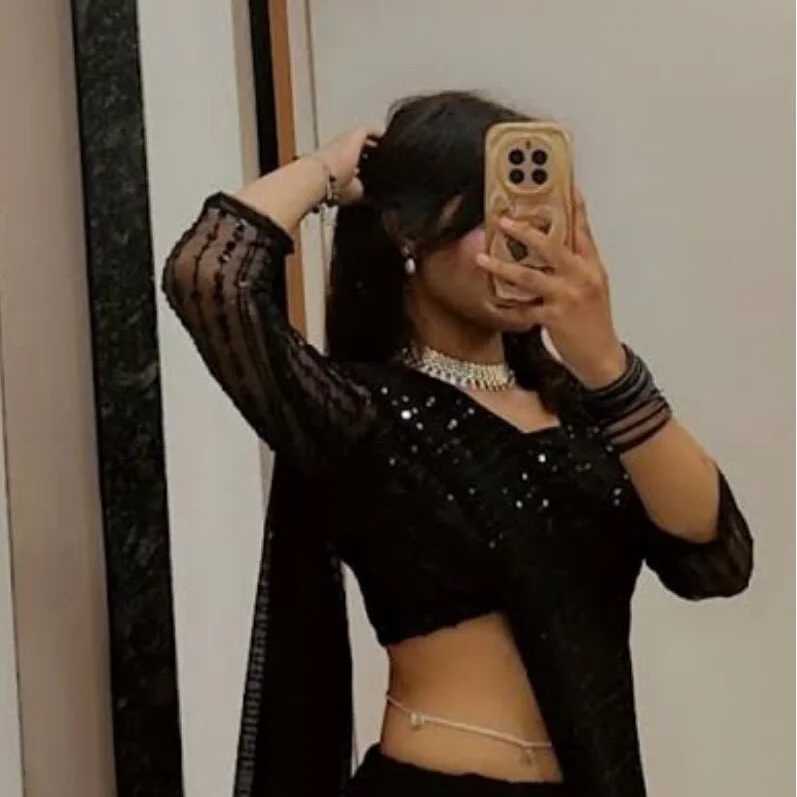 _Riddhi_01 — FansOnlyX creator profile