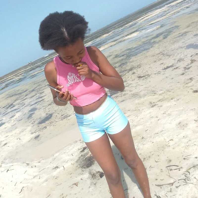Pretty_dolll — FansOnlyX creator profile