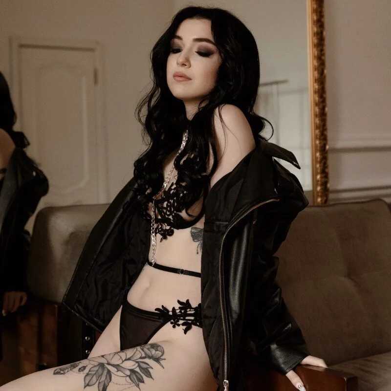 Magic_Allie — FansOnlyX creator profile