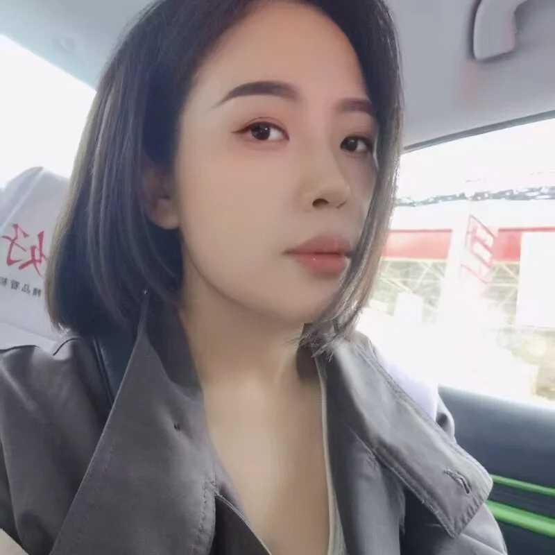 AskewCosmos — FansOnlyX creator profile