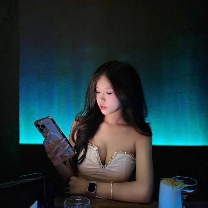 Lunabaobei — FansOnlyX creator profile