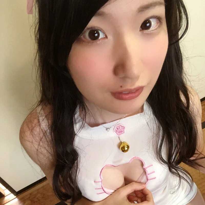 myuchan — FansOnlyX creator profile