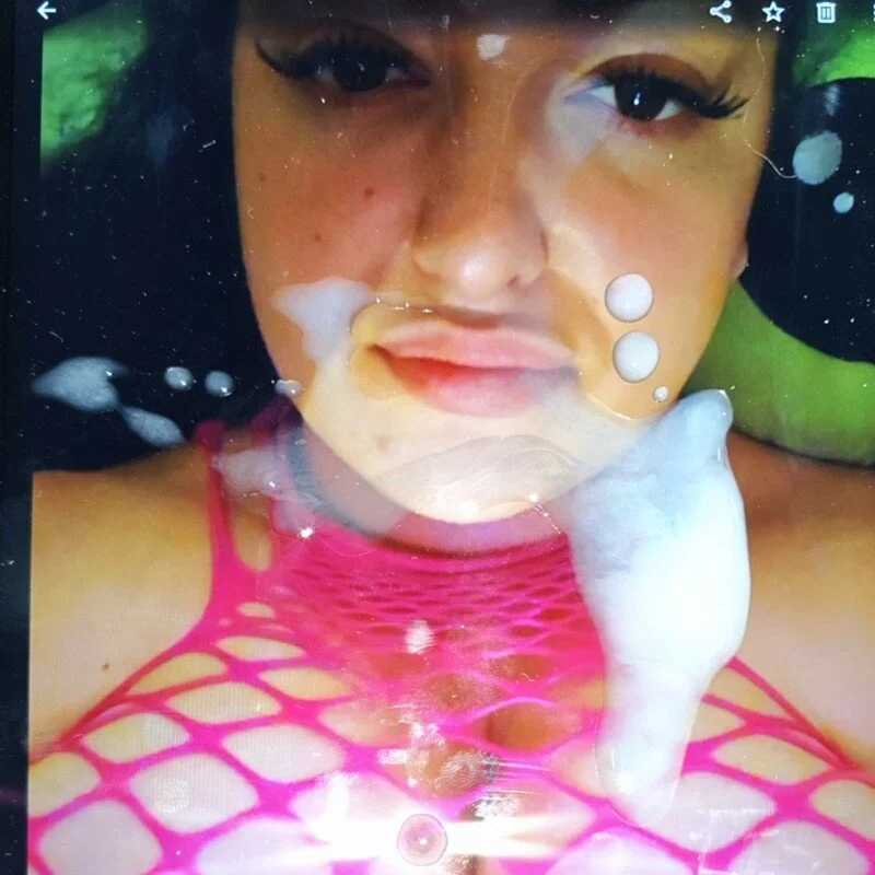 AMYRA_HOT — FansOnlyX creator profile
