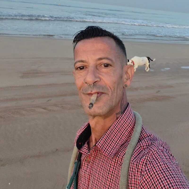 Juan99anga — FansOnlyX creator profile