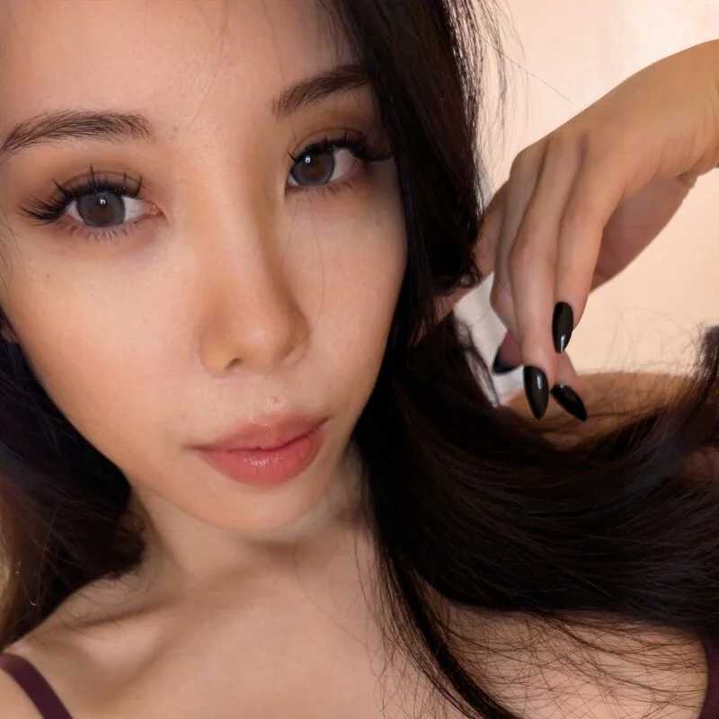 Celene_Chen — FansOnlyX creator profile