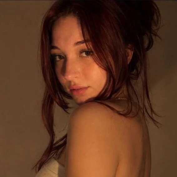 Anna_Vey — FansOnlyX creator profile