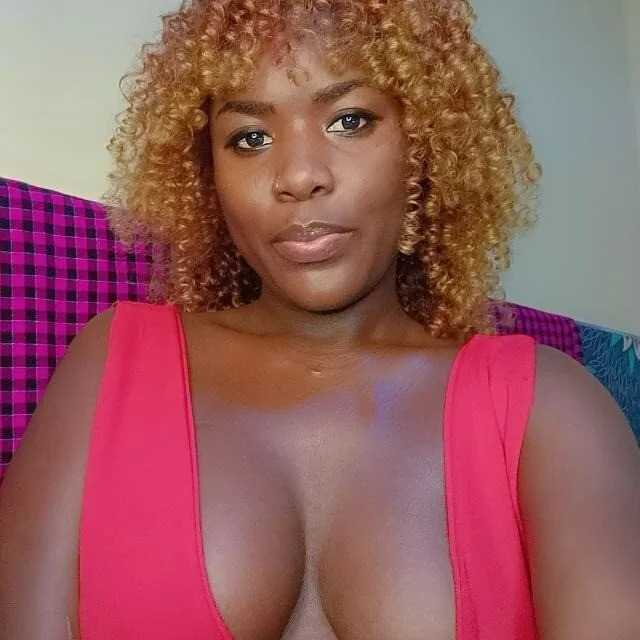 Melo_chocolate — FansOnlyX creator profile
