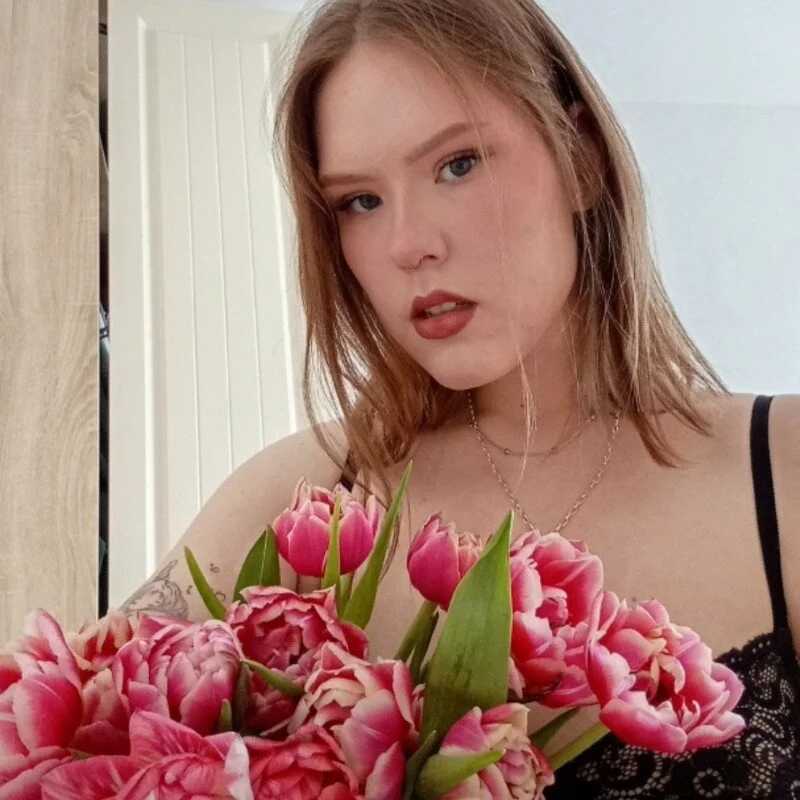Violette_Ro — FansOnlyX creator profile