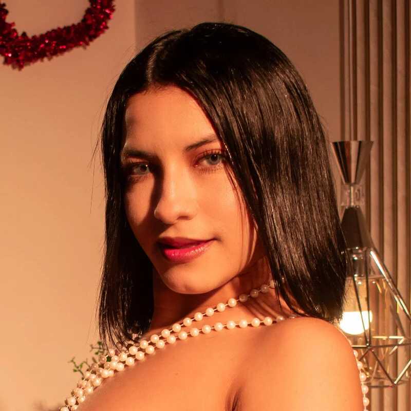 IsabellaMendez_ — FansOnlyX creator profile