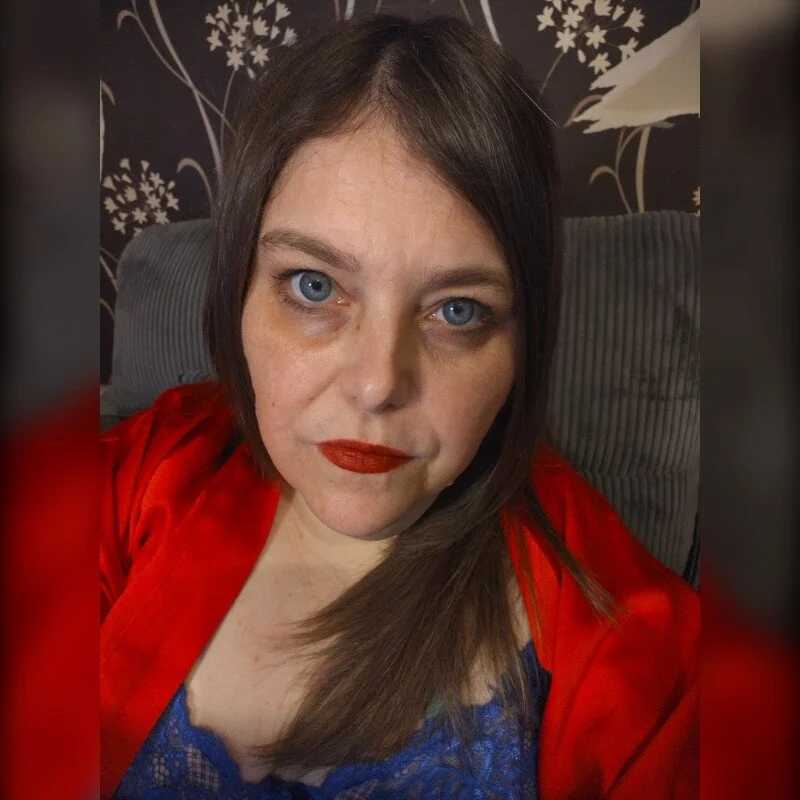 Naughty_MILF_Courtney — FansOnlyX creator profile