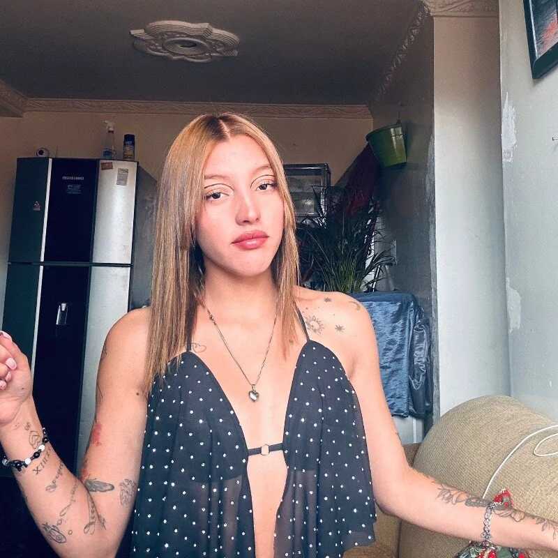 emily_cooper_pym — FansOnlyX creator profile