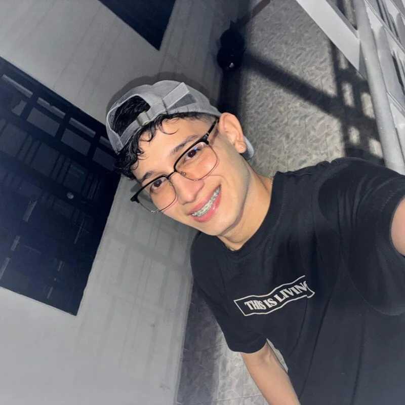 Benjamin_Buster — FansOnlyX creator profile