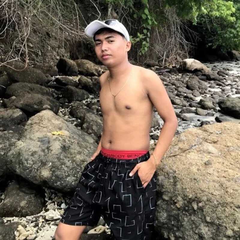 mr-moreno — FansOnlyX creator profile