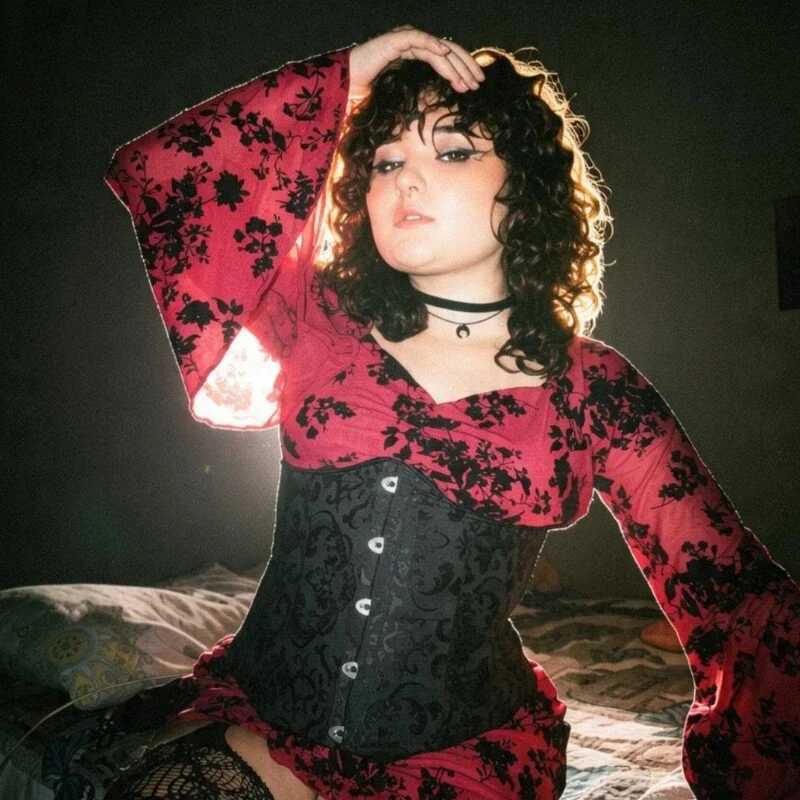 Lola_bluee — FansOnlyX creator profile