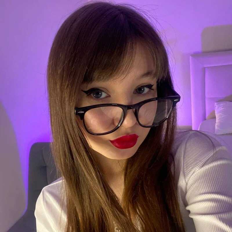 bonnyfloweer — FansOnlyX creator profile