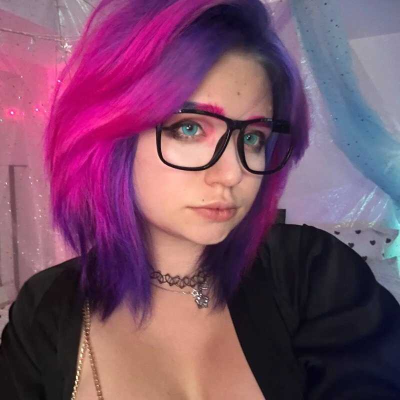 candy_lina — FansOnlyX creator profile