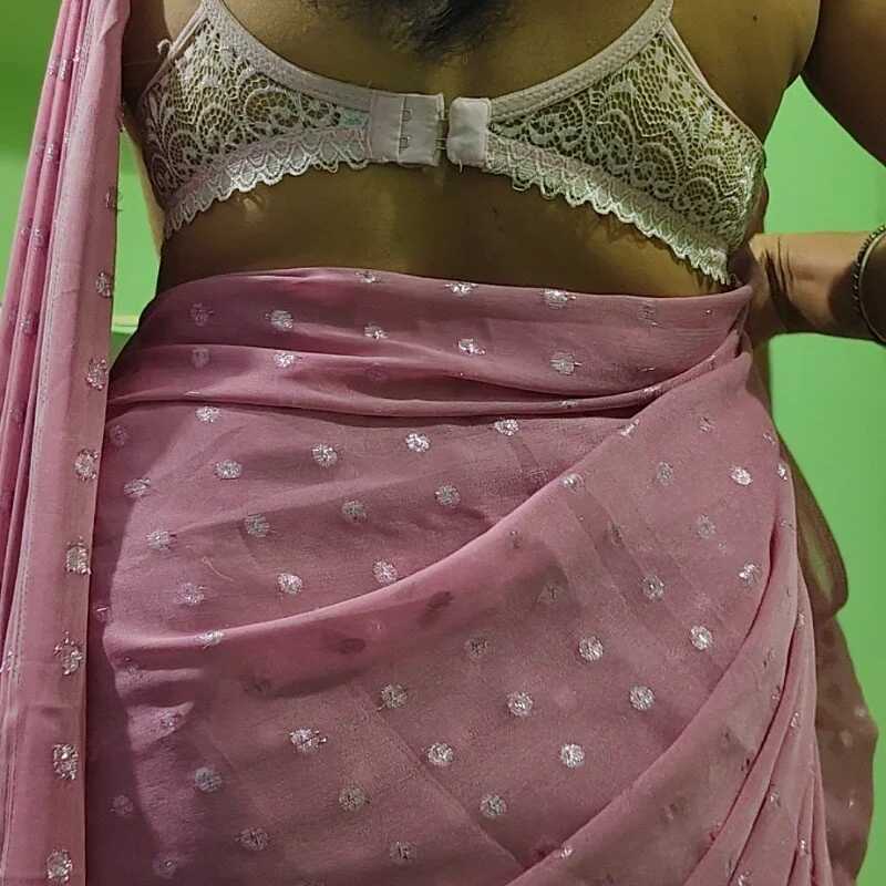 Desiwife07 — FansOnlyX creator profile