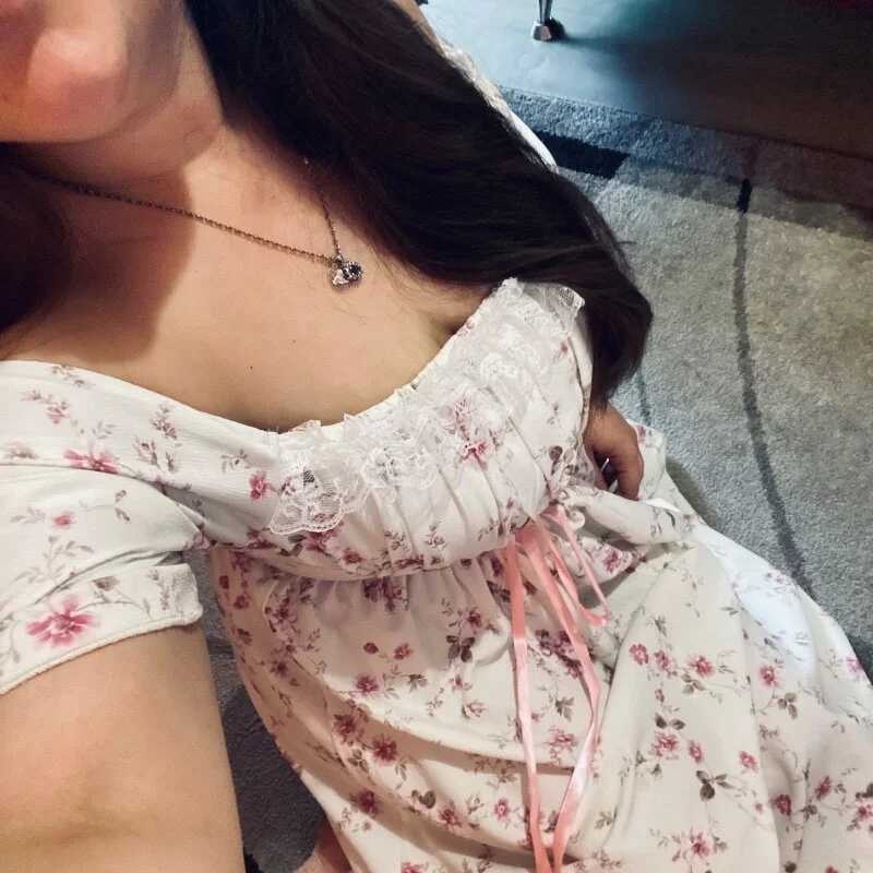 Anita_Cardenas — FansOnlyX creator profile