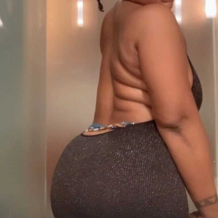 CurvyLady26 — FansOnlyX creator profile