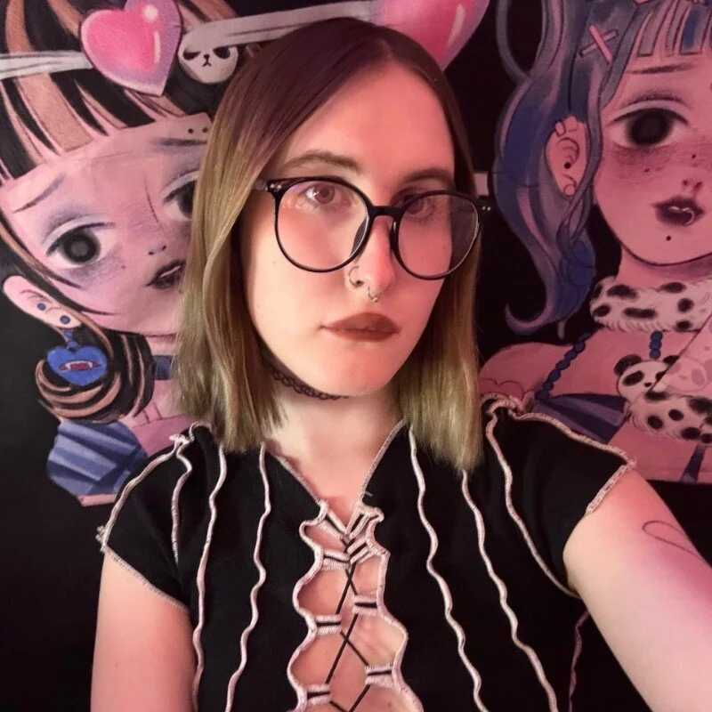 p1nkypaws — FansOnlyX creator profile