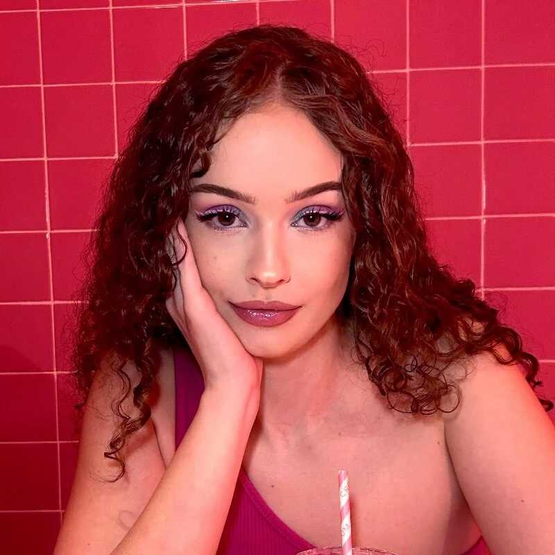 roxxxyrose — FansOnlyX creator profile
