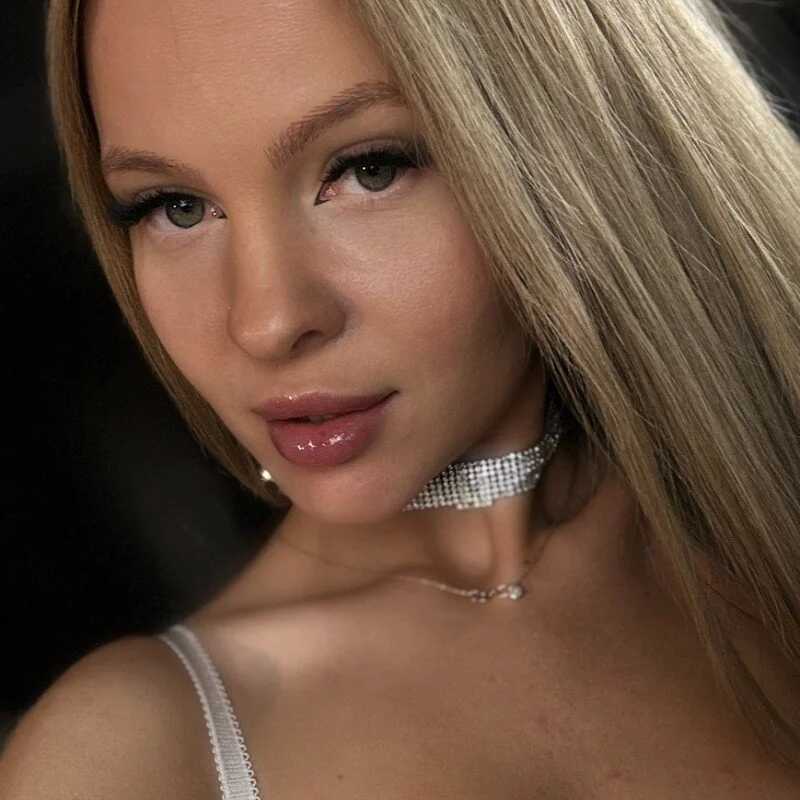 Masha_2002 — FansOnlyX creator profile