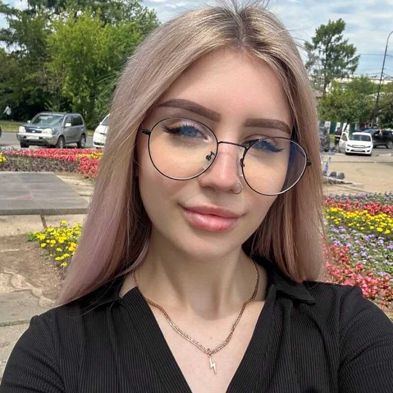 Amelia1Ivory — FansOnlyX creator profile