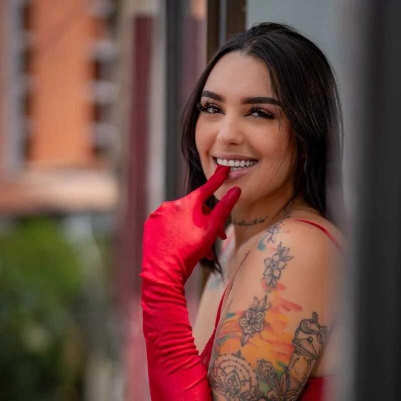 sabrina_voss — FansOnlyX creator profile
