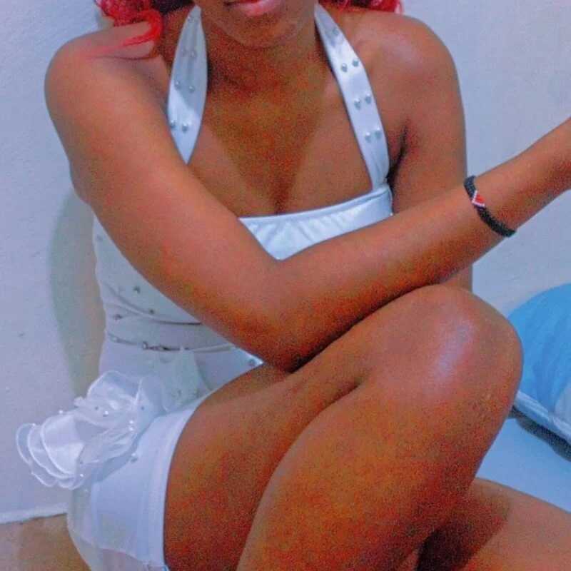 rare_pearl1 — FansOnlyX creator profile
