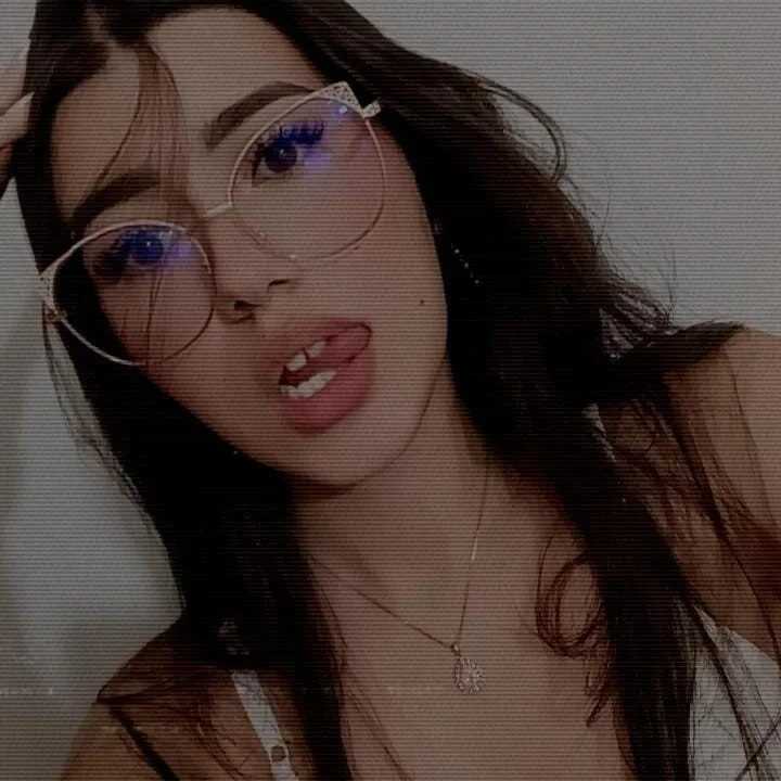 molly_cm — FansOnlyX creator profile