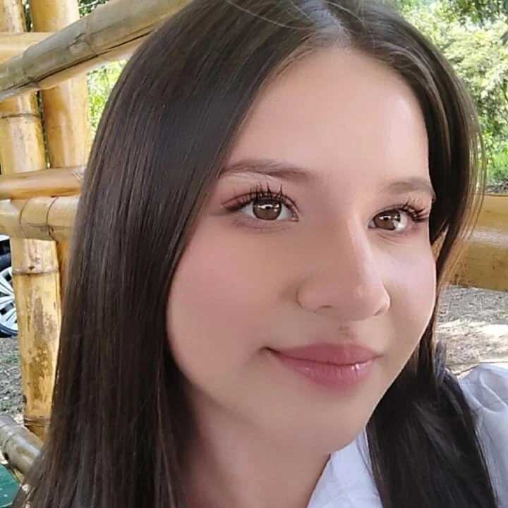 GrettaFoxx — FansOnlyX creator profile