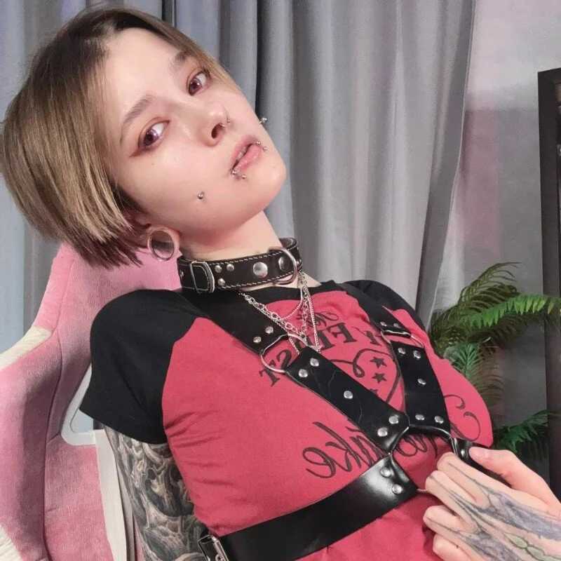 LyingAngel — FansOnlyX creator profile