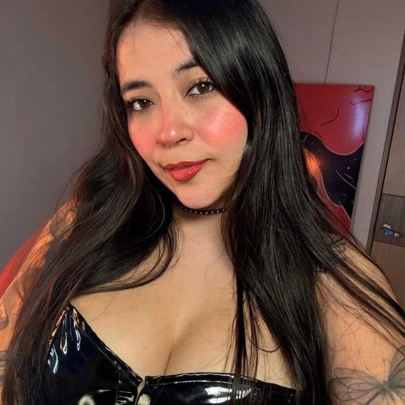 Mara_HugeAss — FansOnlyX creator profile