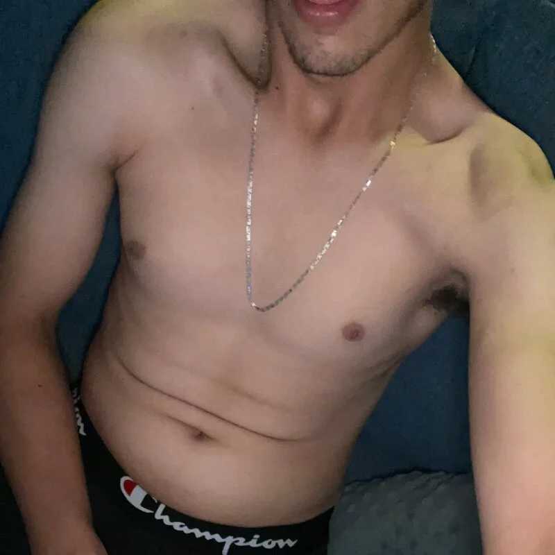 Santiago_sg — FansOnlyX creator profile