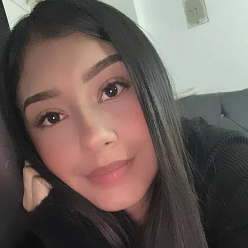 Sofia_XOXOX — FansOnlyX creator profile