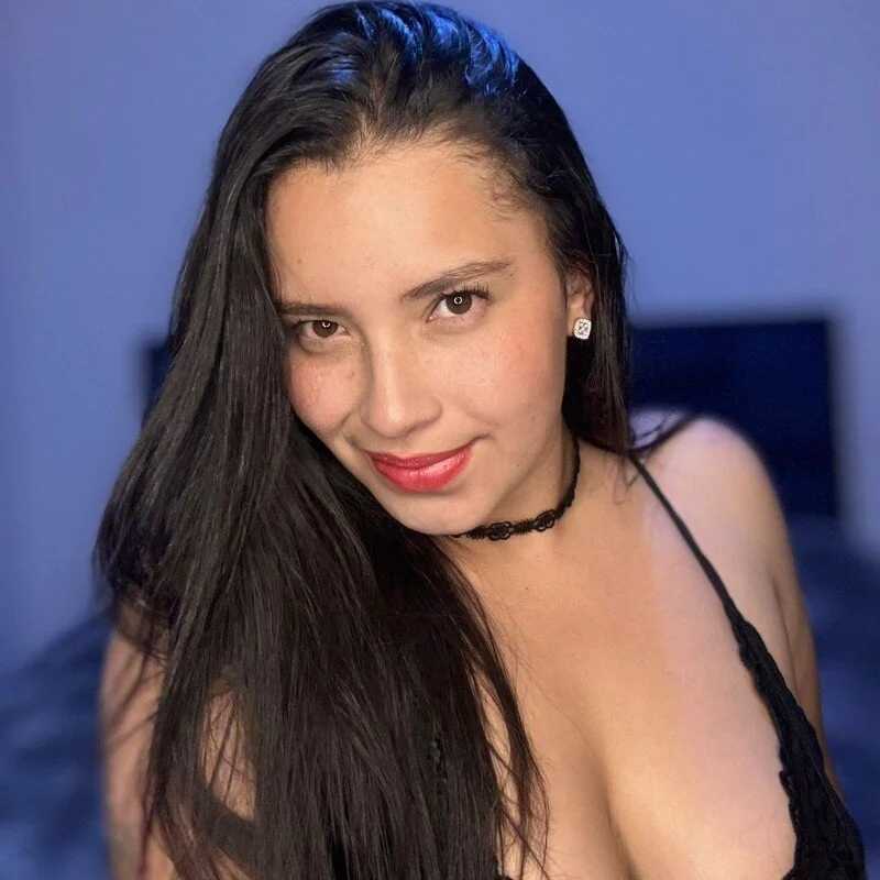 Miss_Bella_Flame — FansOnlyX creator profile