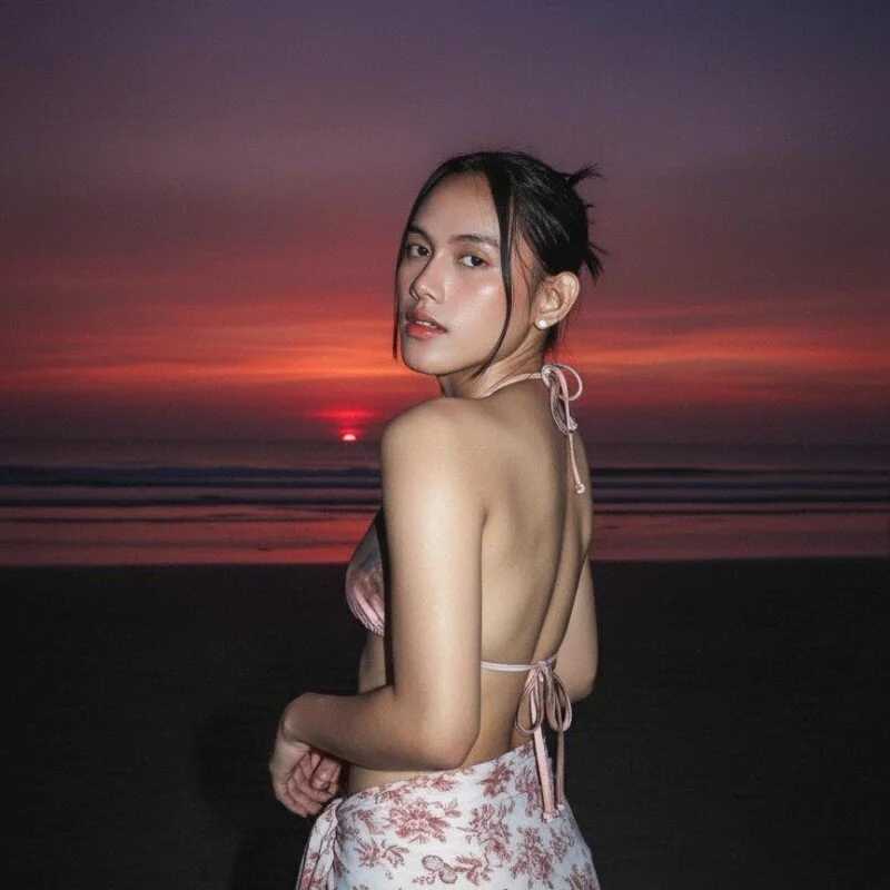 Lilycollins_foxx — FansOnlyX creator profile