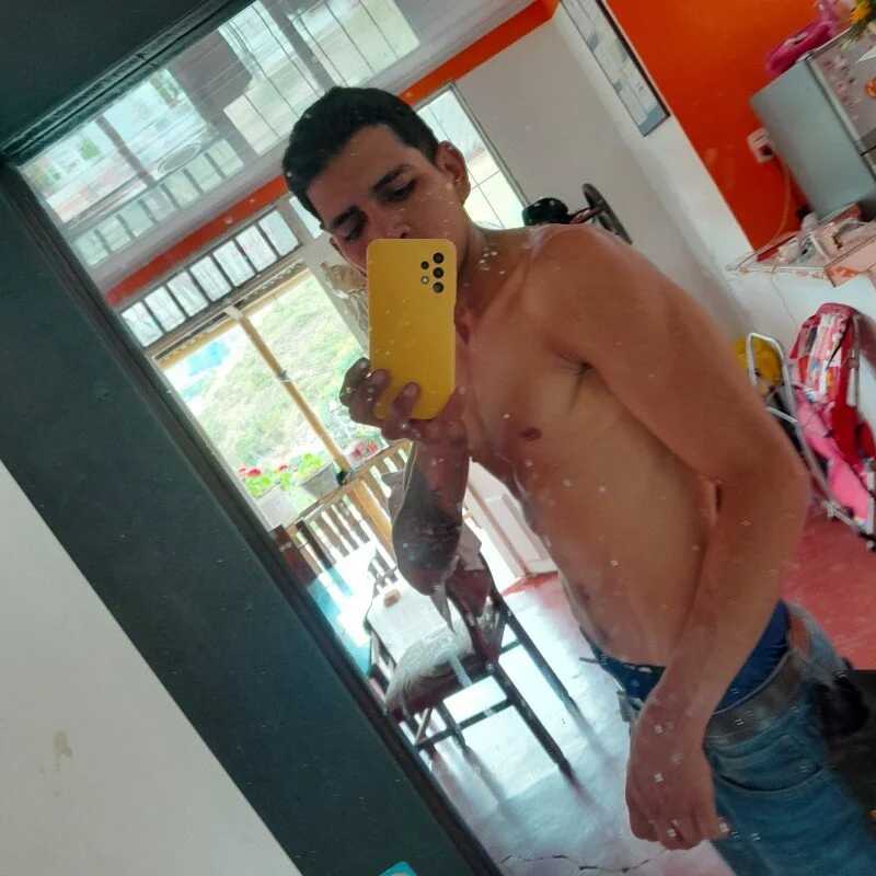 elBeBecito19 — FansOnlyX creator profile