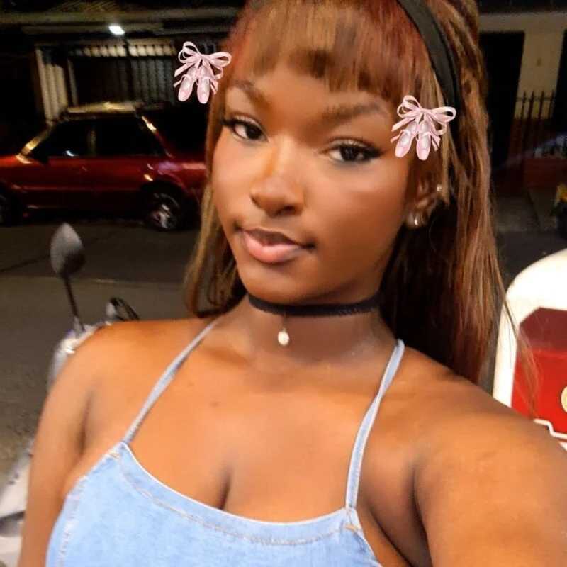 KaceyHall — FansOnlyX creator profile