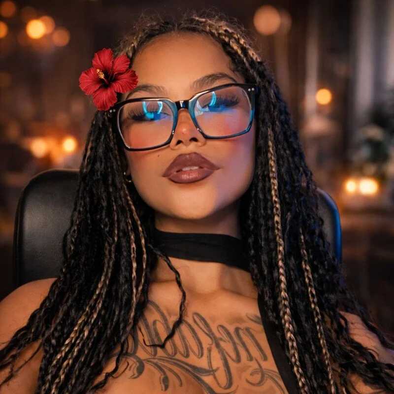Stefany_44 — FansOnlyX creator profile