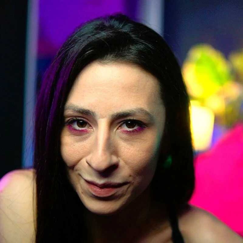 RubyRosa — FansOnlyX creator profile