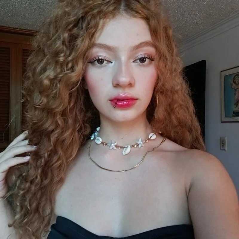 isabela__x — FansOnlyX creator profile