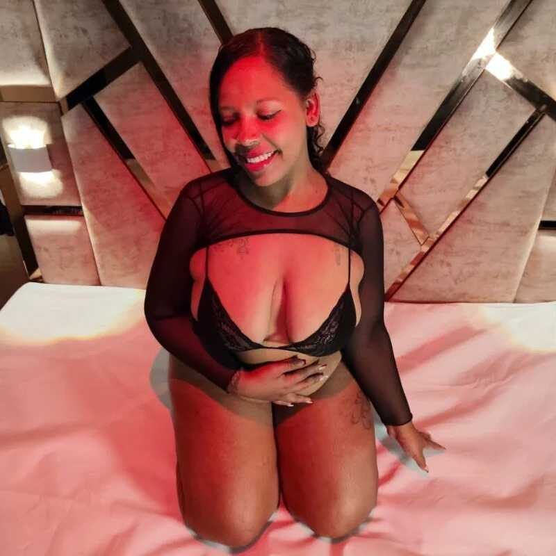ebony_priincess — FansOnlyX creator profile