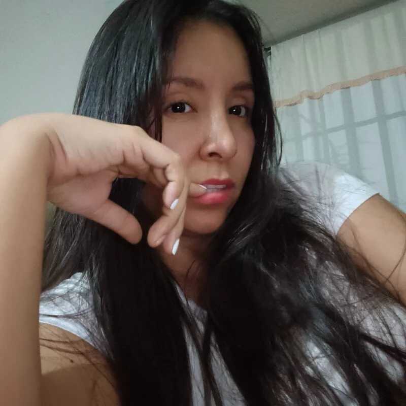 emely_sexx20 — FansOnlyX creator profile